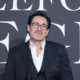 Demian Bichir en la alfombra roja de Teléfono Negro 2 en México.